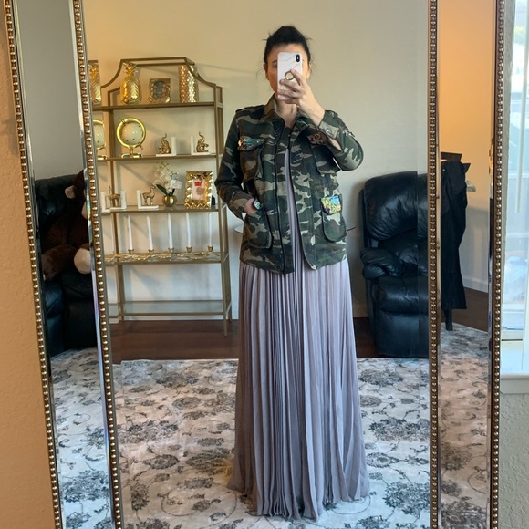 Gorgeous BCBGMaxAzria dress 🔥 - Picture 2 of 7